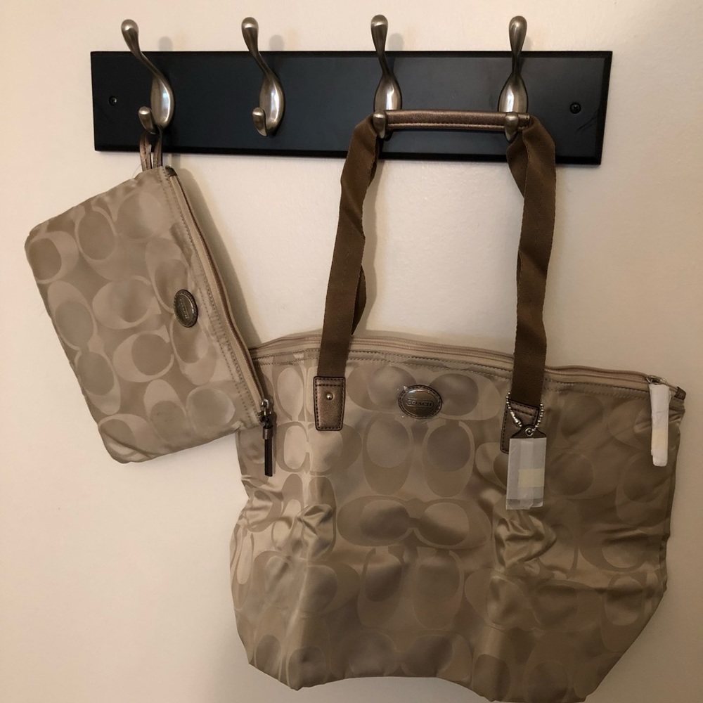 Coach storable tote